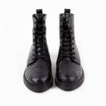 Ботинки из кожи чёрного цвета на шнуровке 
